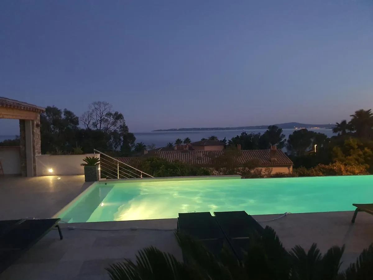 Villa Reva 3 Chambres 레지상브르 0*,